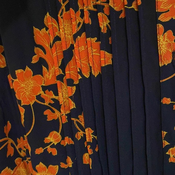 Nanette dress - Picture 4 of 5